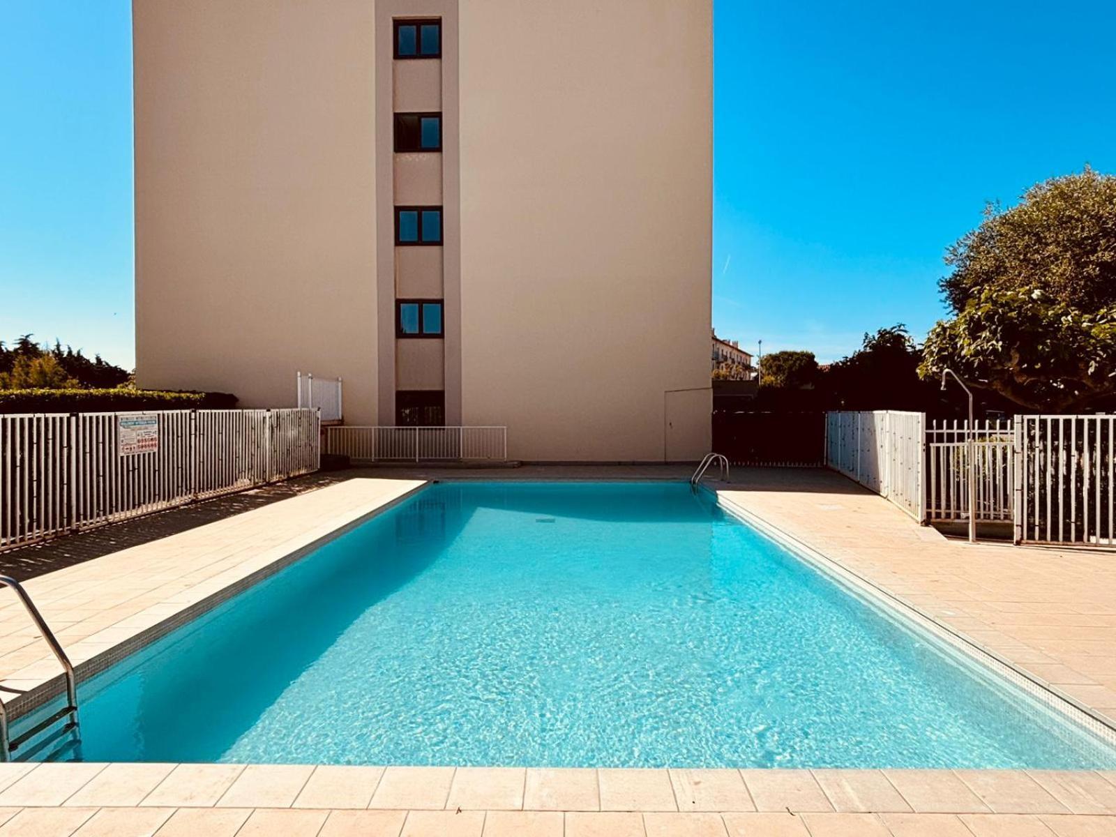 Studio Moderne Avec Parking Et Piscine- 313 카네트 외부 사진